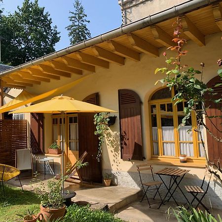 Charmant Appartement Sur Cour, Le Berlingott Баньер-де-Бигор Экстерьер фото