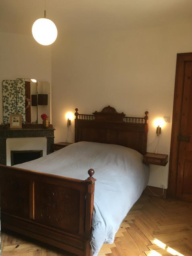Charmant Appartement Sur Cour, Le Berlingott Баньер-де-Бигор Экстерьер фото