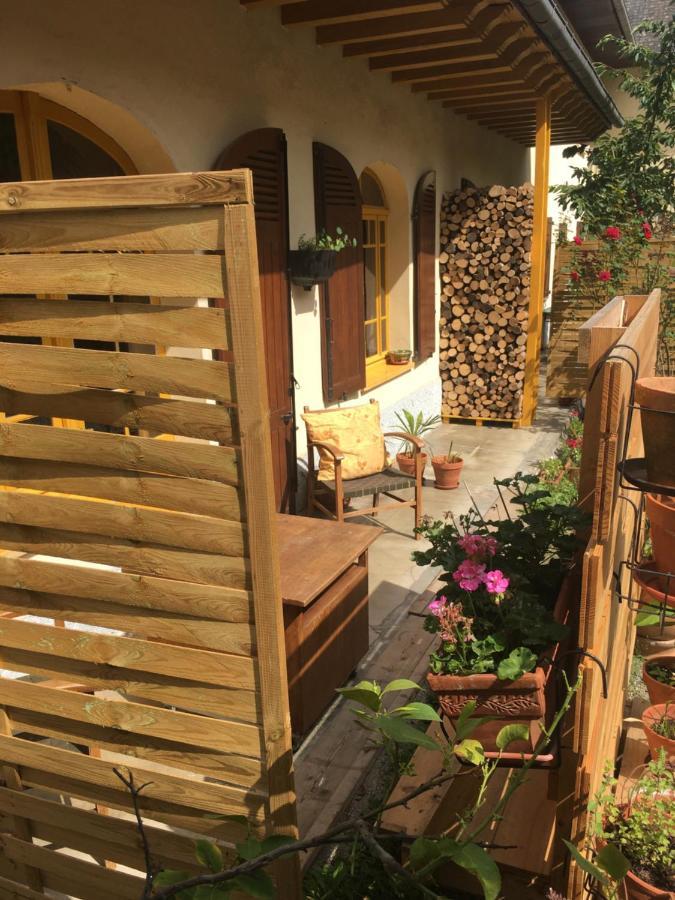Charmant Appartement Sur Cour, Le Berlingott Баньер-де-Бигор Экстерьер фото