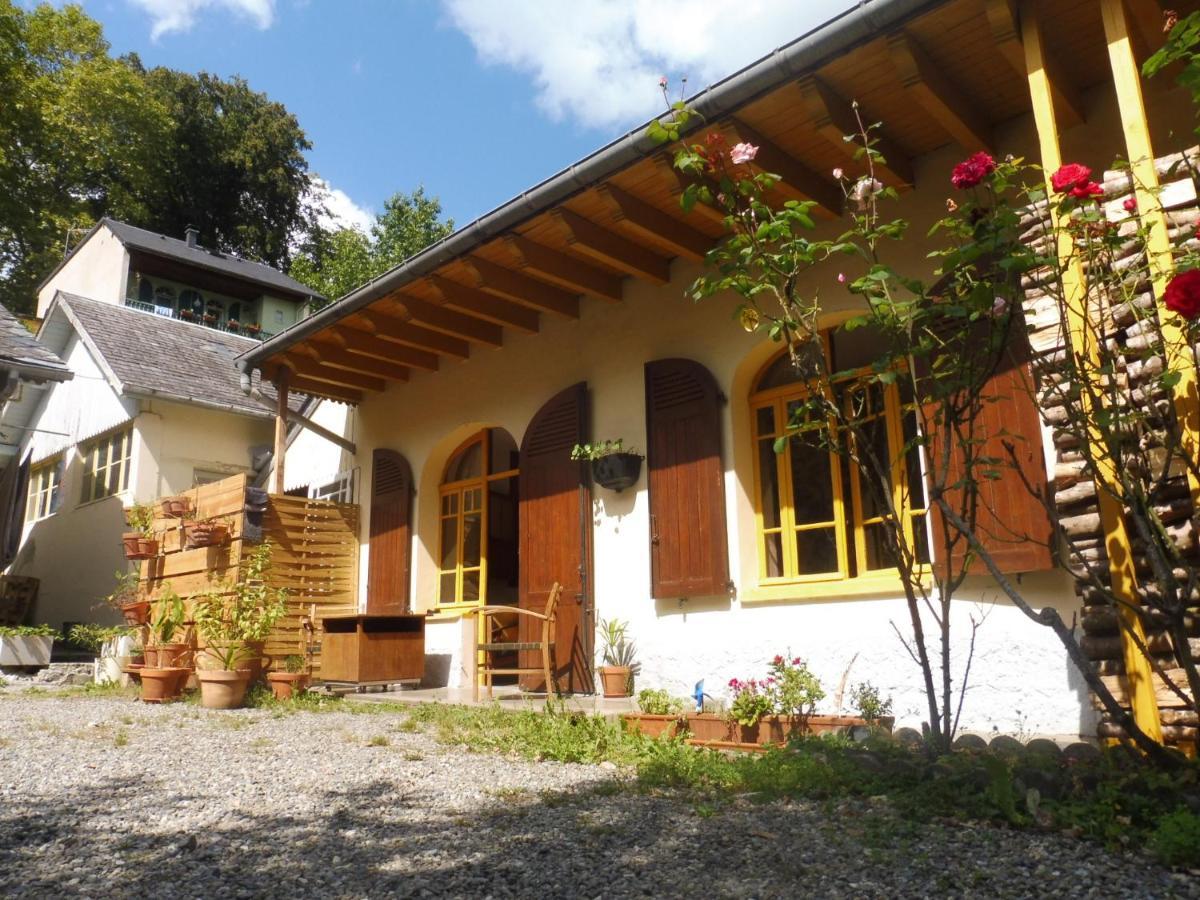 Charmant Appartement Sur Cour, Le Berlingott Баньер-де-Бигор Экстерьер фото
