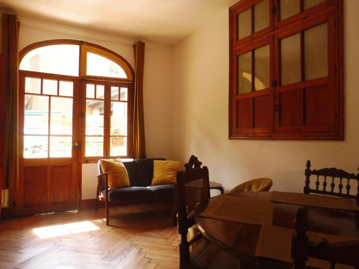 Charmant Appartement Sur Cour, Le Berlingott Баньер-де-Бигор Экстерьер фото